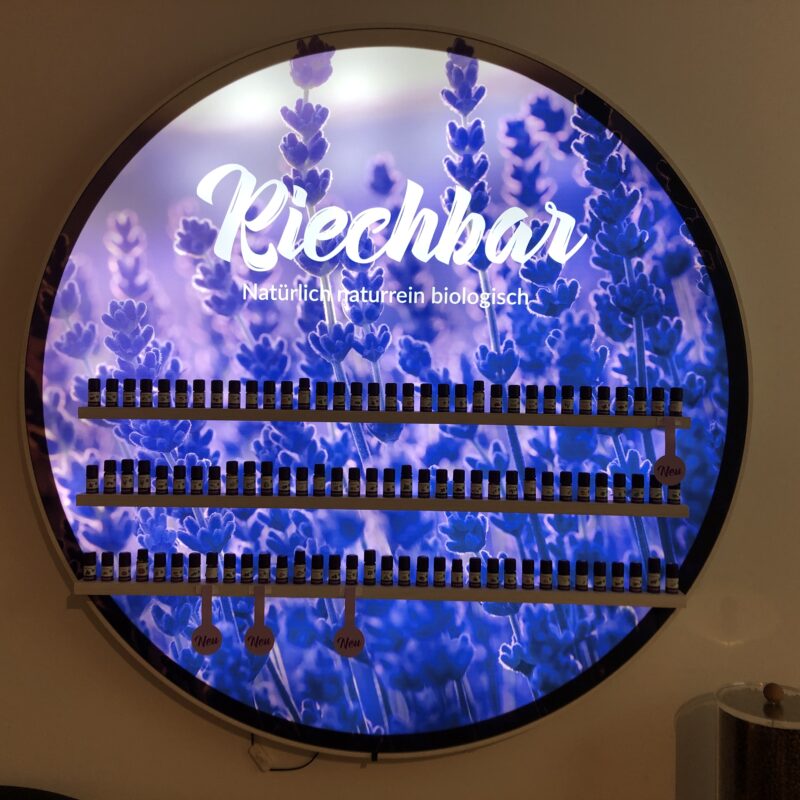 Natural cosmetics store TAOASIS from the inside; copyright: beta-web GmbH/Koller