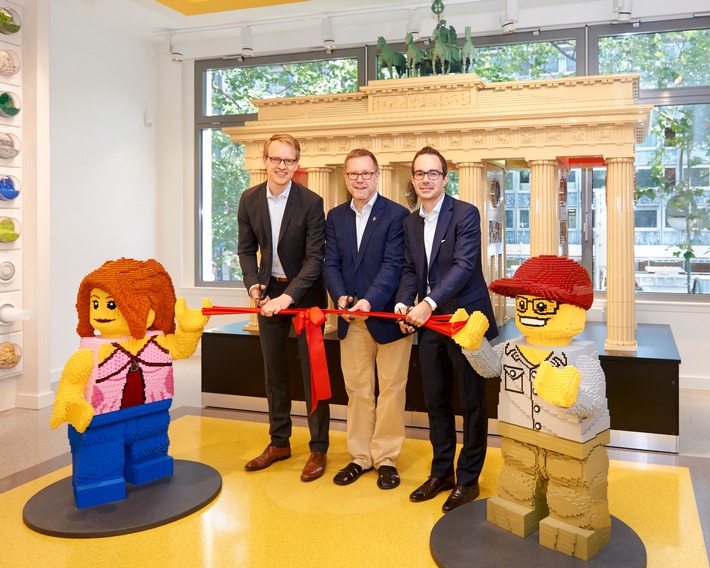 Eröffnung des ersten LEGO Flagship Store in Berlin mit Hauptstadtflair
