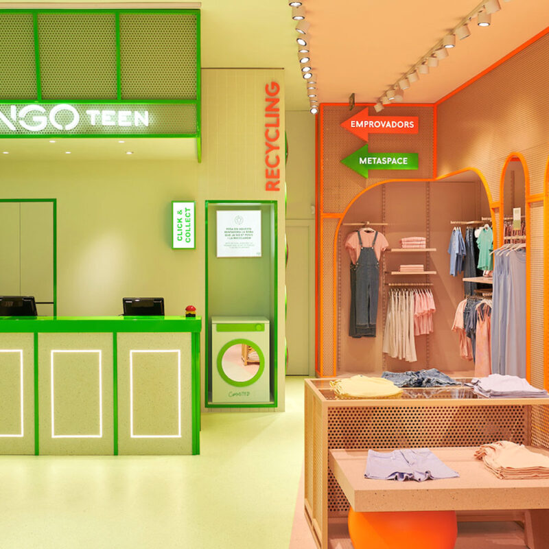 MANGO TEEN store