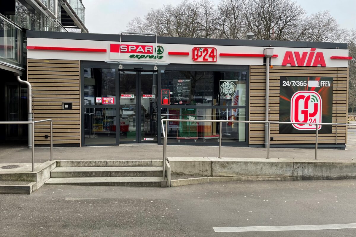SPAR Switzerland opens first unattended SPAR Express store in Zurich