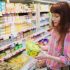 Woman looking at product in supermarket; copyright: panthermedia.net / Wavebreakmedia ltd
